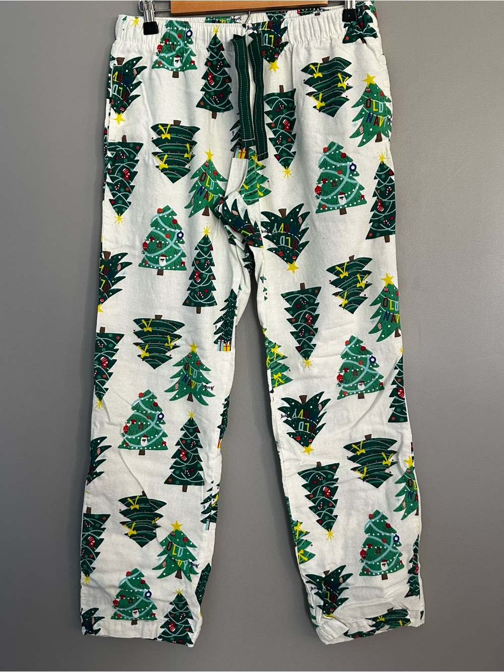 Old Navy Men’s Flannel Cotton Christmas Santa Graphic Pajama Pants S Drawstring